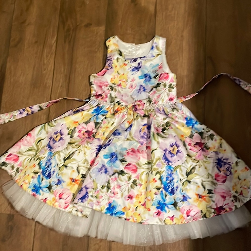 Little Girl’s Floral Dress